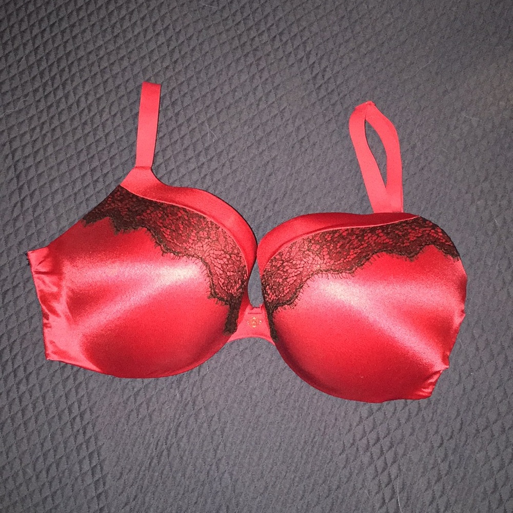 Victoria’s Secret 36DD push-up